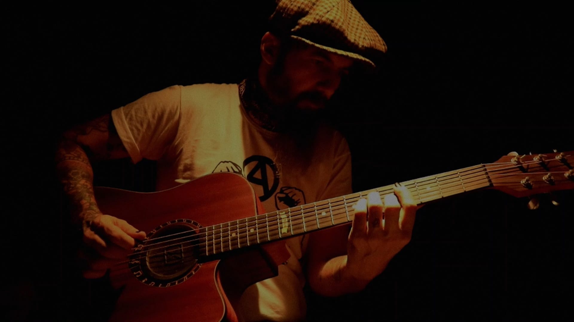 O Vulgo Fabinho lança clipe de ‘Sombras da Escuridão’