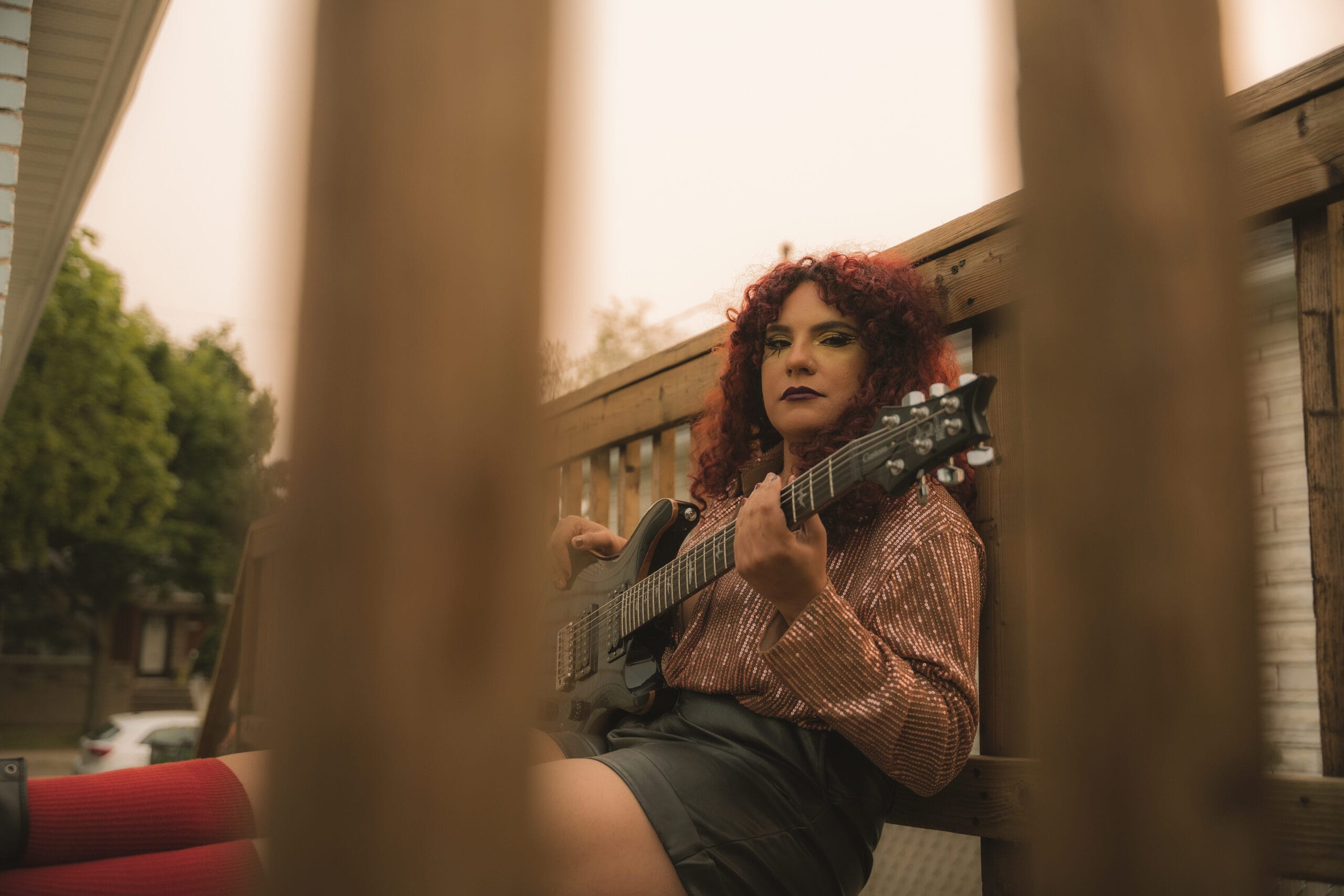 Mergulhe no belo e melancólico metal do MASSIVE SCAR ERA com “Back To The Sun” do álbum “Metal Goes Egyptian”