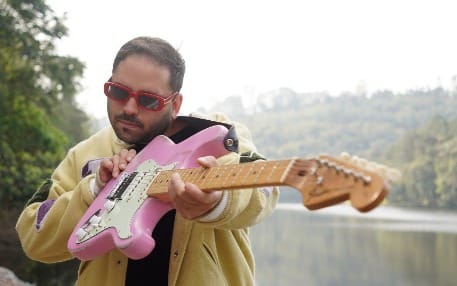 Ablan Namur lança o visceral e urgente Verdades Malditas