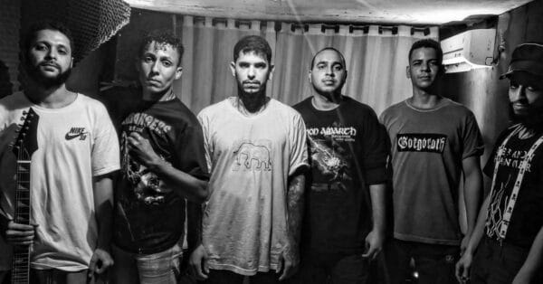 ADVICE: definido designer gráfico que assinará a arte do seu debut CD