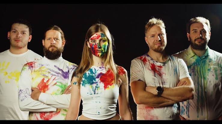 Adamant Sky Lança “New Colors in the Distance”, Seu Álbum de Estreia