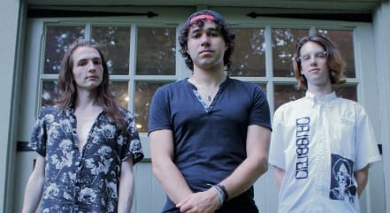 FROGG apresenta novo videoclipe experimental Techie “Double Vision Roll” do próximo álbum de estreia