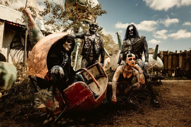 Ouça o novo single de Tricie e The Phantom Punks, “Darling Richie”