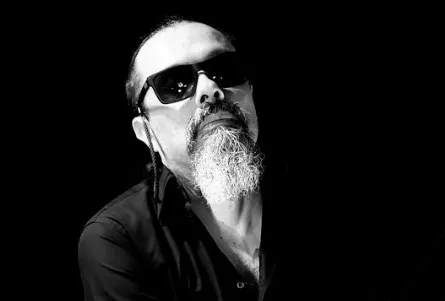 Anderson Matiello anuncia pré-lançamento de versões inéditas da banda Okill