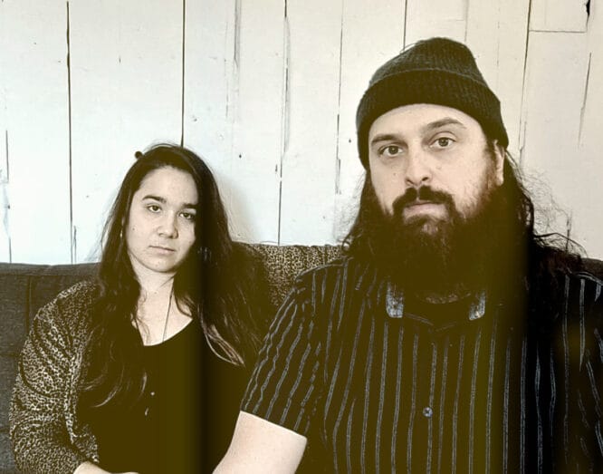 Duo canadense de heavy rock Cycle/End lança novo single “Broken Mirror”