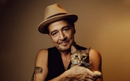 Nasi lança o single “Rosa Selvagem”