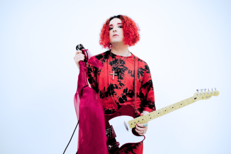 Tuuh lança clipe que une sci fi e cultura japonesa