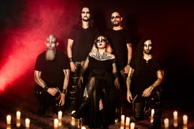 Finita questiona os deuses ausentes e dá voz às almas perdidas em novo álbum, “Children of the Abyss”