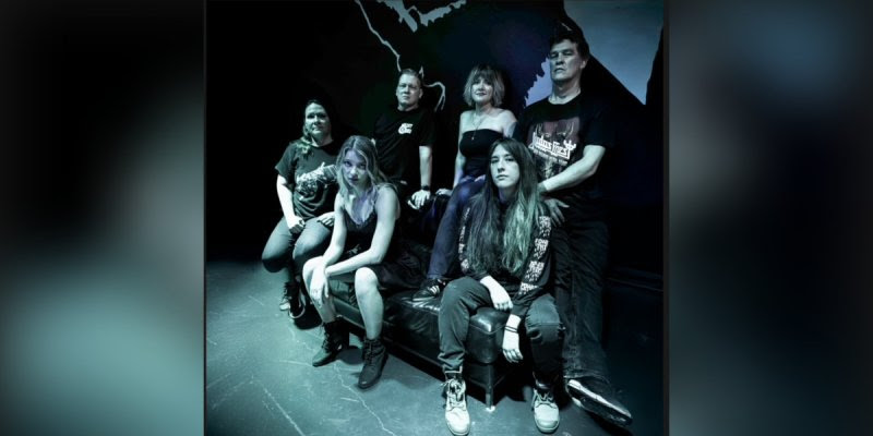 Awaiting Abigail inicia contagem regressiva para novo single explosivo “Left Out”