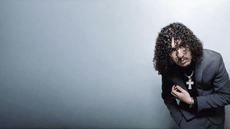BlüdRaven expõe sentimentos viscerais de dor, desejo e autoengano em seu novo single, “ICKY”