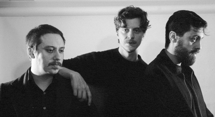 Cancelamento dos shows da banda Scalene em Florianópolis e Blumenau