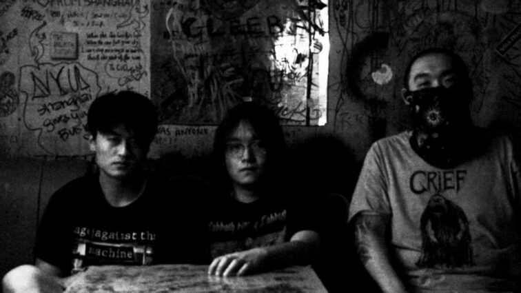 Viagem Psicodélica em Xangai: Atomic Saman Lança o Pesadíssimo ‘Saman the Doom’