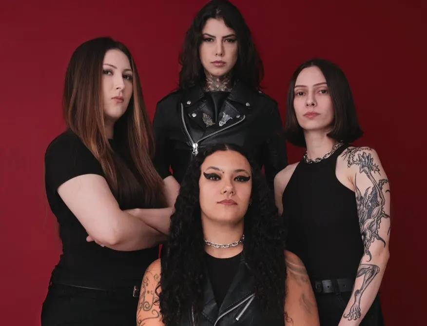 Conheça Victoria Villarreal, a nova guitarrista oficial da Crypta.