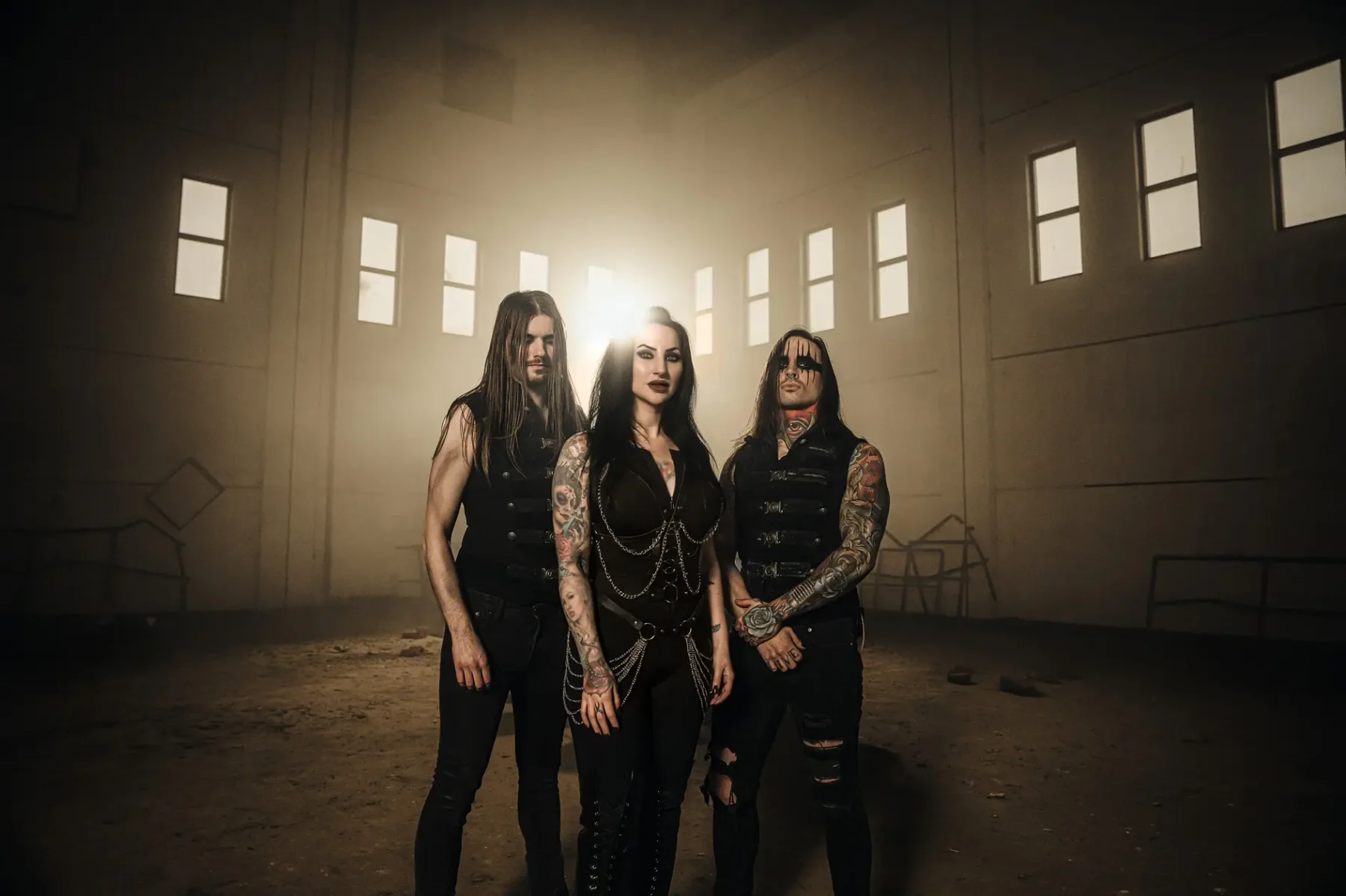 ELEINE lança o novo single “Empire Of Lie