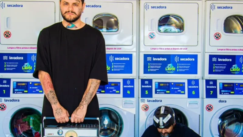 RENATTO lança “VERÃO”, álbum que marca seu renascimento artístico após erro bizarro do Google